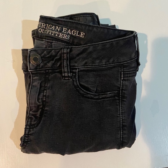 Black American Eagle skinny jeans - Picture 3 of 3